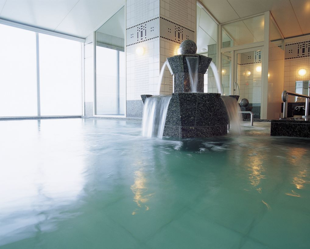 ホテルモントレエーデルホフ札幌 カルロビ バリ スパ カルロビ バリ スパ ビジター利用料金割引 トクトククーポン