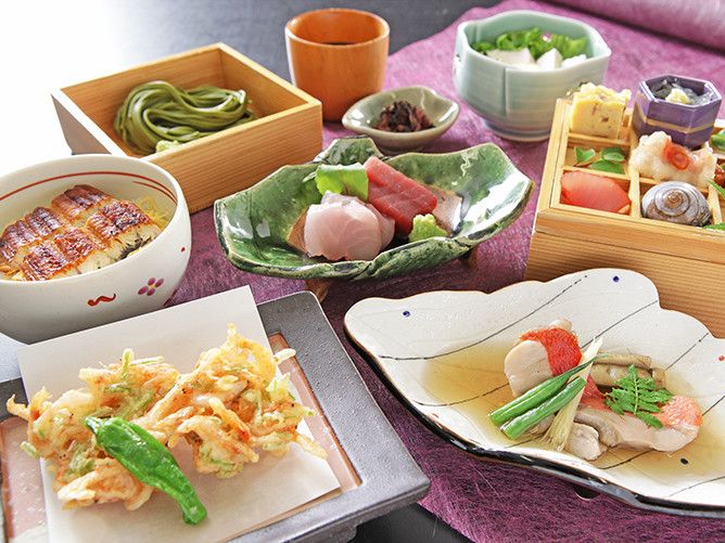 日本料理 掛川 掛川グランドホテル内 日本料理 掛川 ランチ ディナー 各料理10 割引 2日前までに要予約 トクトククーポン
